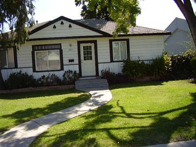 3917 Stockdale - Photo 1