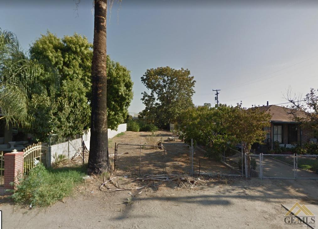 225 E 5th Street - Photo 1