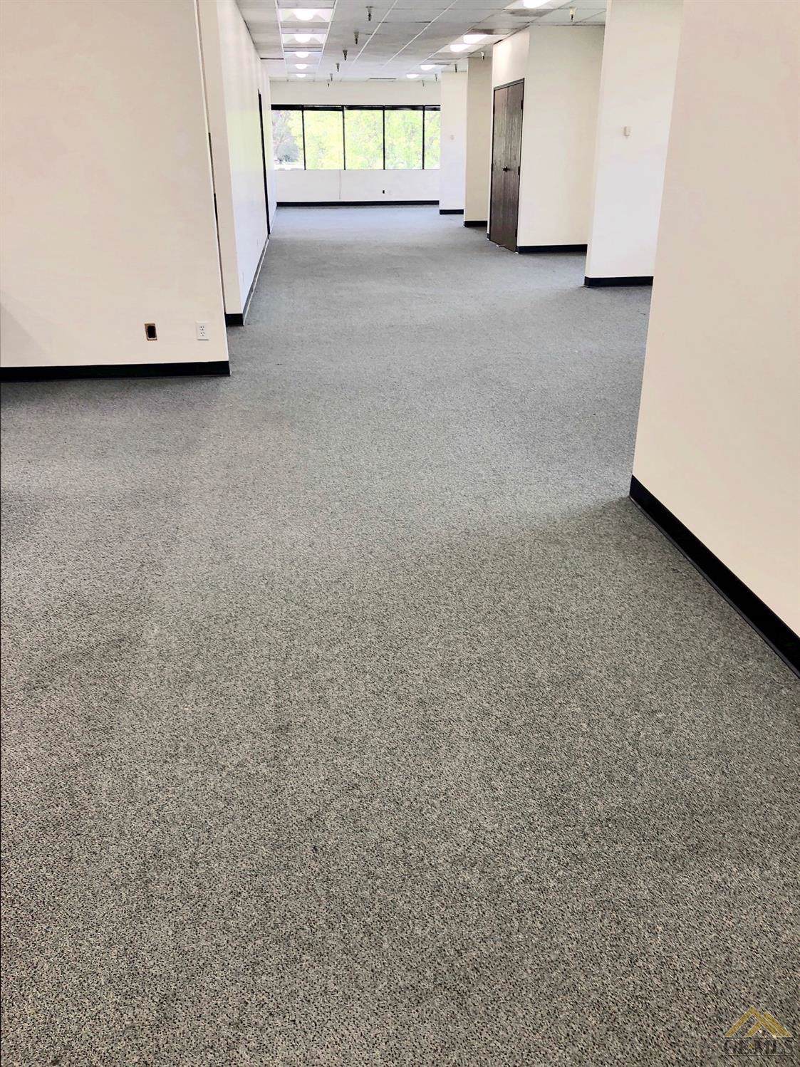 5500 Ming Avenue - Photo 1