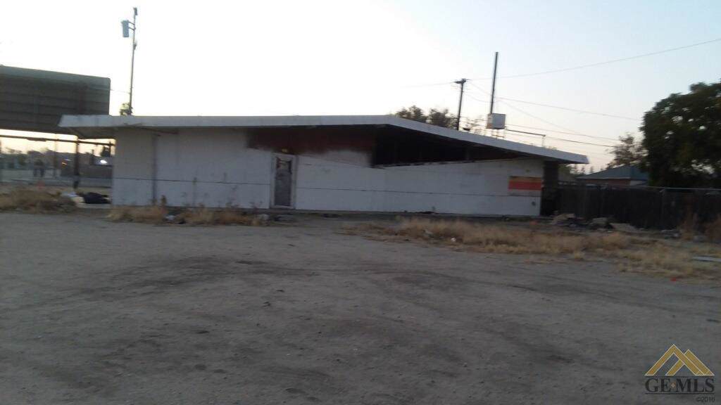 1102 34th Street - Photo 1
