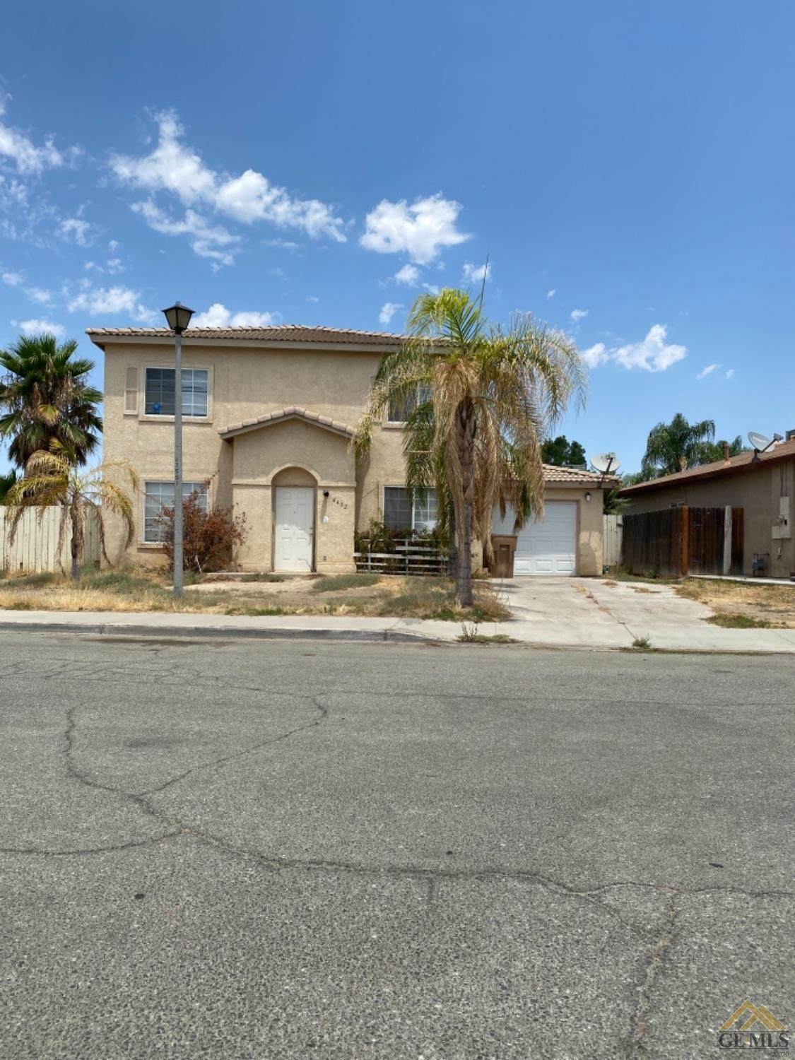 4402 Valpariso Way - Photo 1