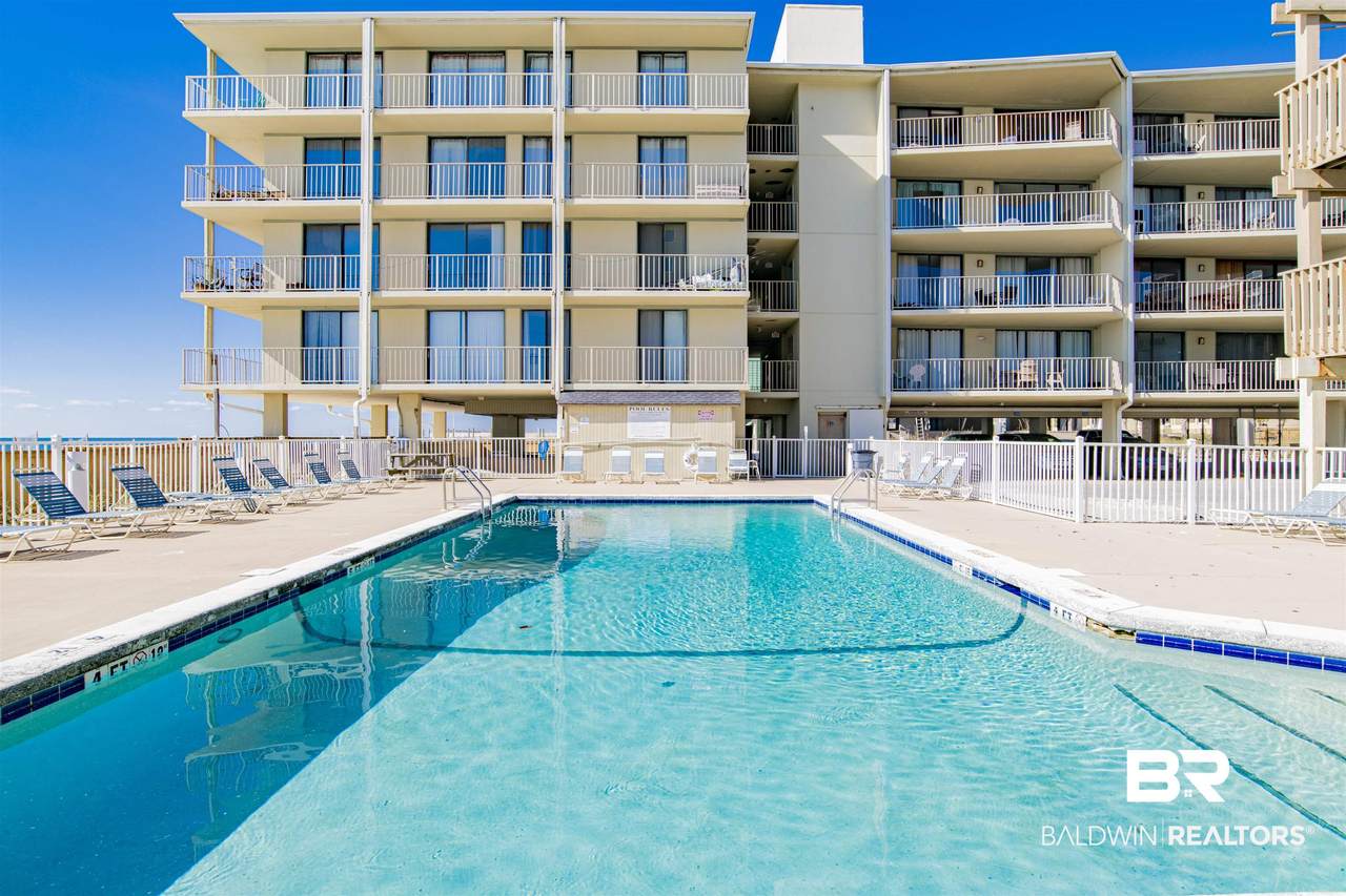 1027 Beach Boulevard - Photo 1