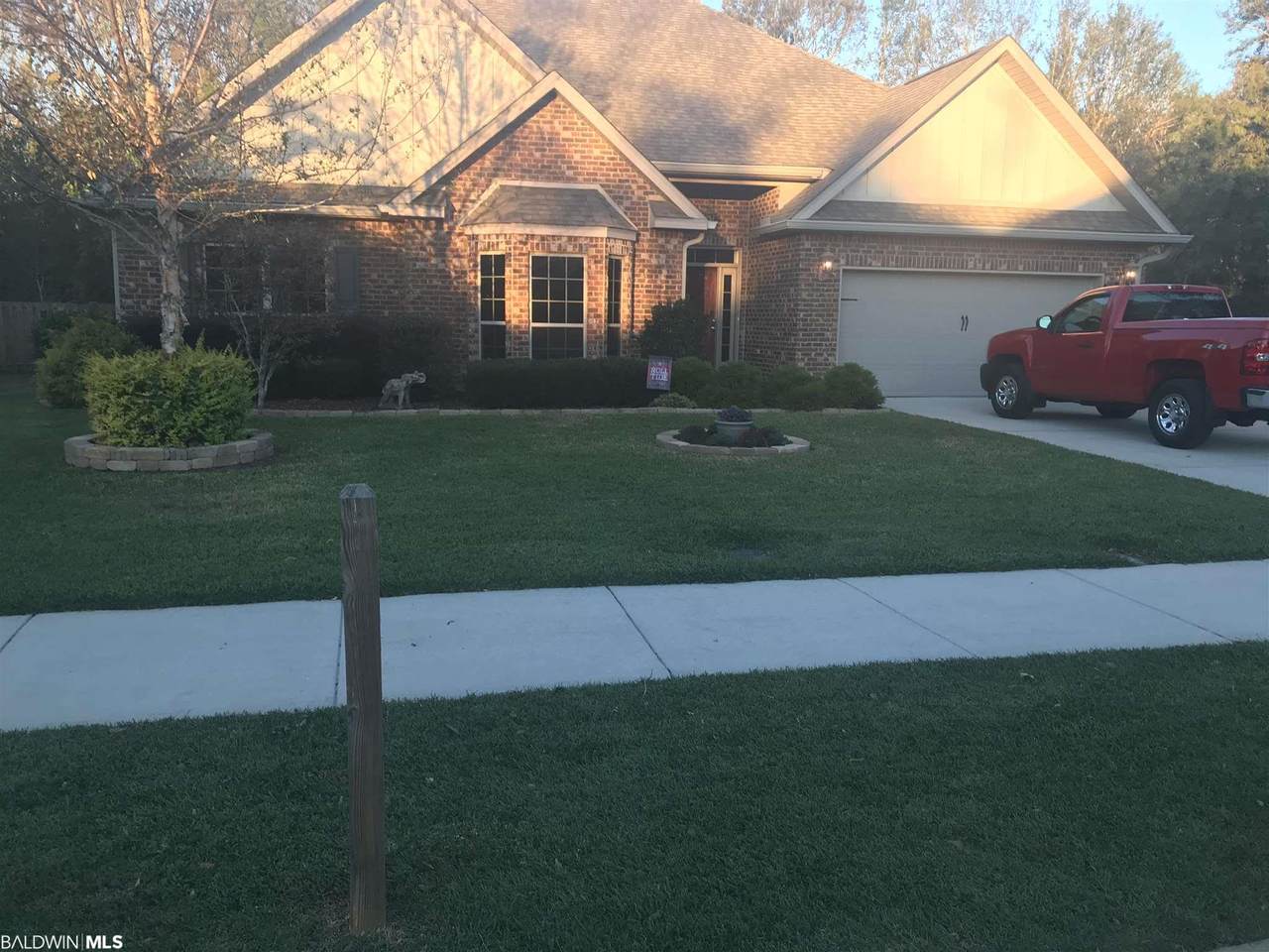 525 North Station Drive - Photo 1