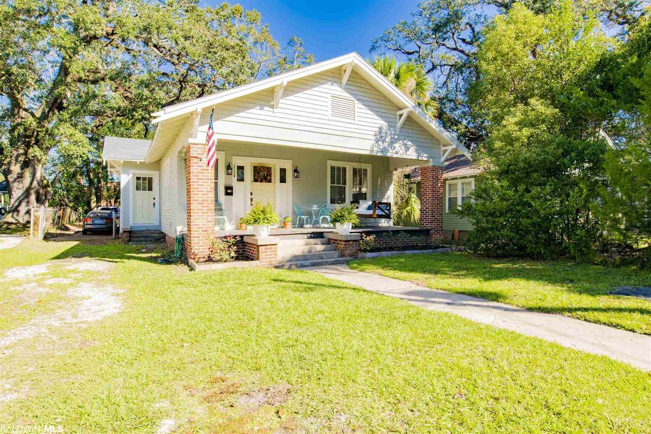 1154 Old Shell Road - Photo 1