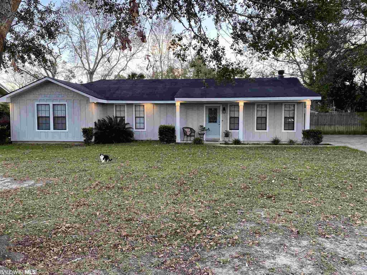 18850 Florida St - Photo 1