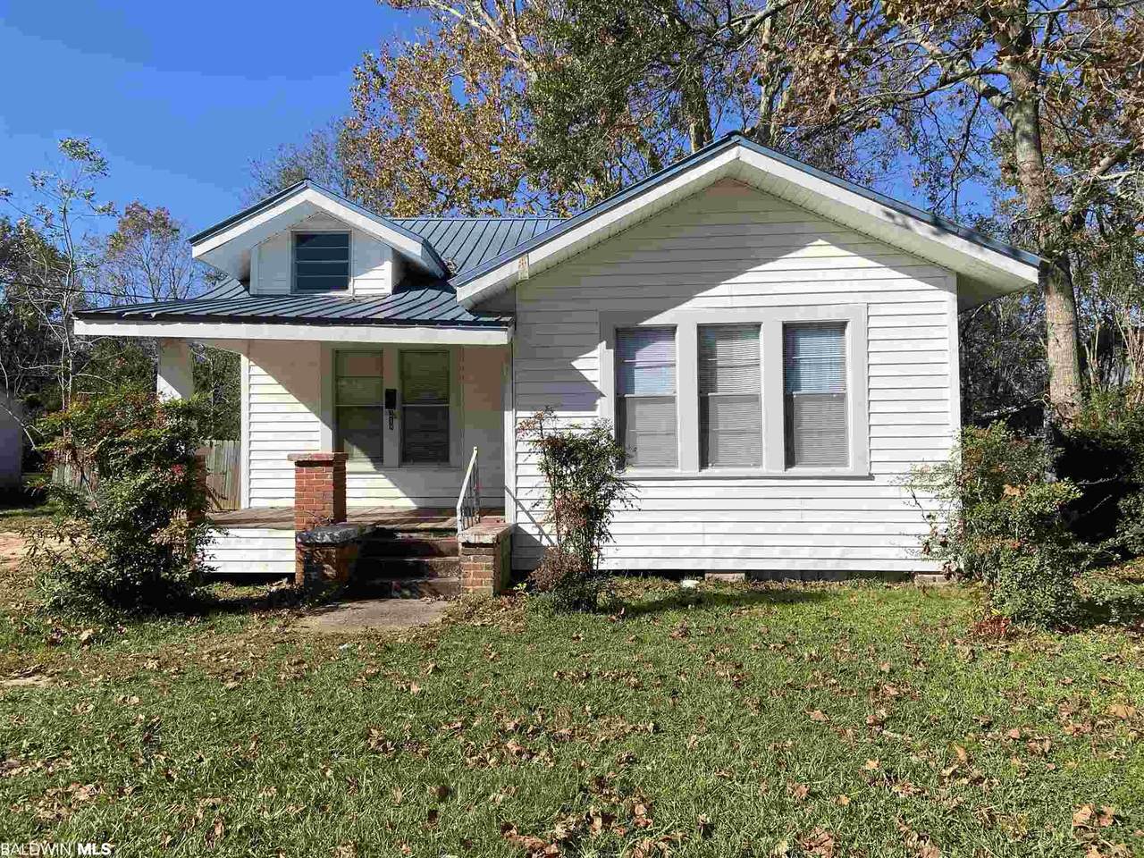 218 4th Avenue - Photo 1
