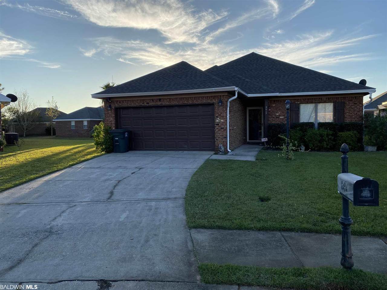 4013 Serene Ct - Photo 1