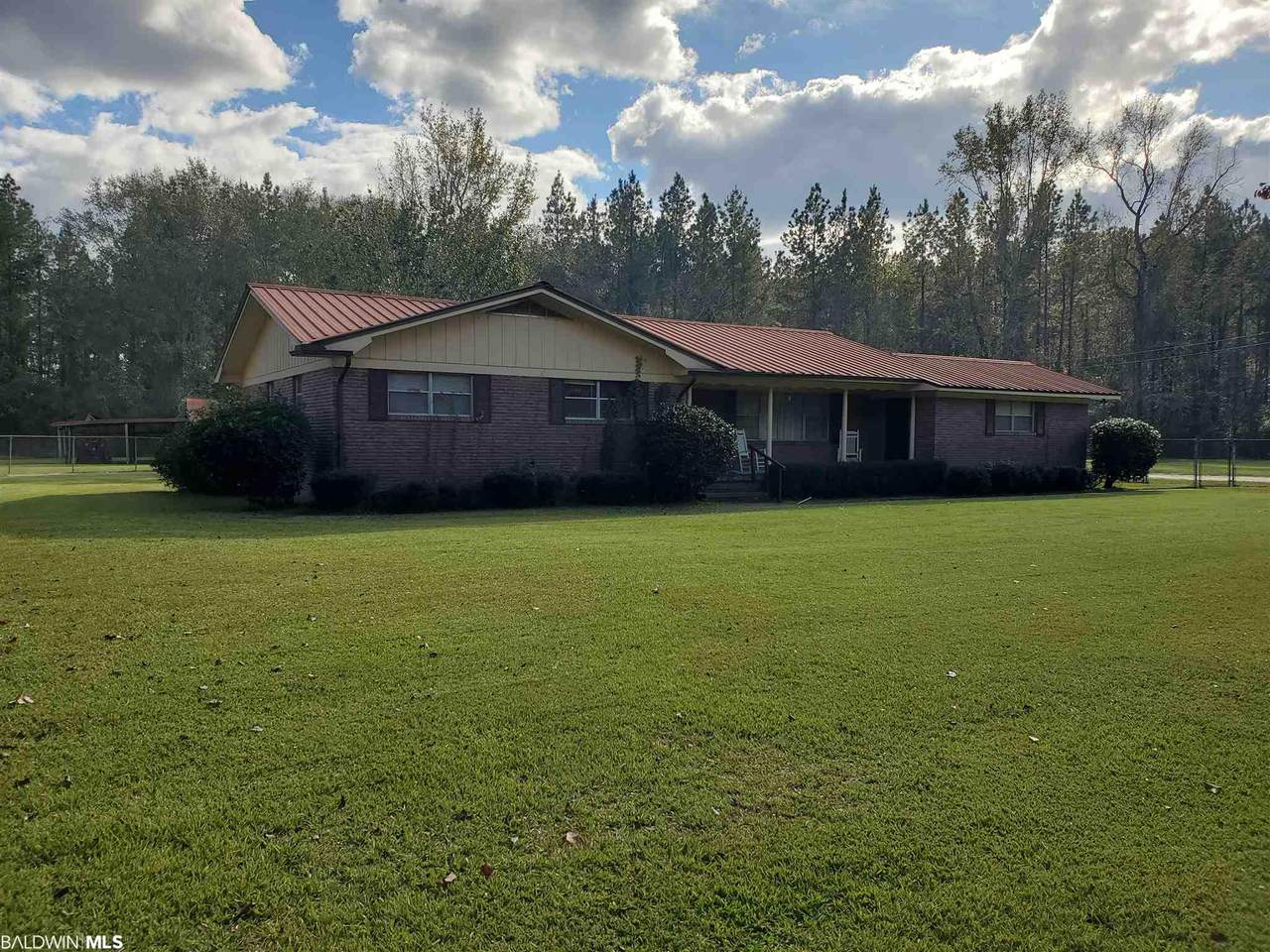 1161 Jay Rd - Photo 1