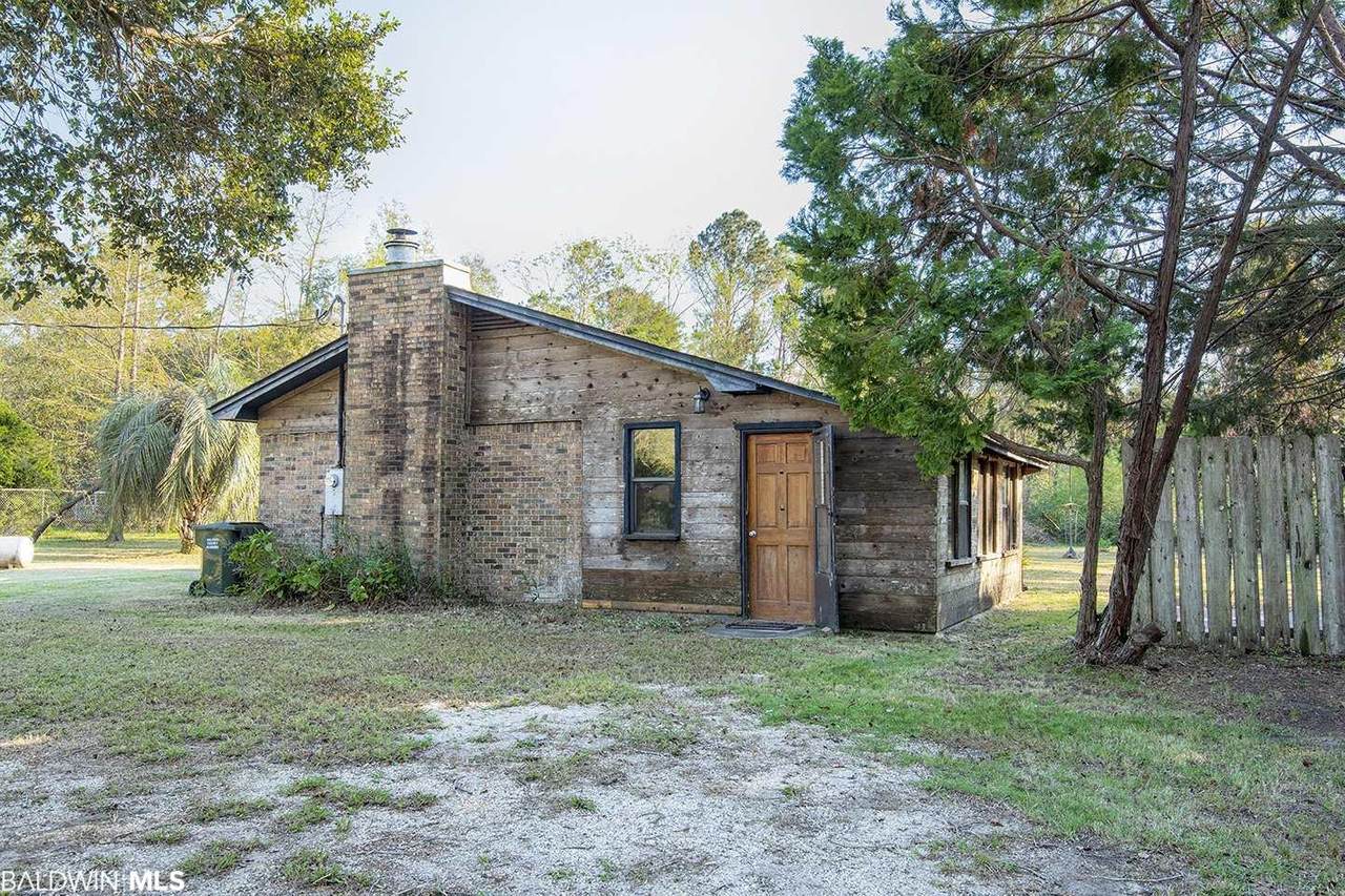 20586 Keller Rd - Photo 1