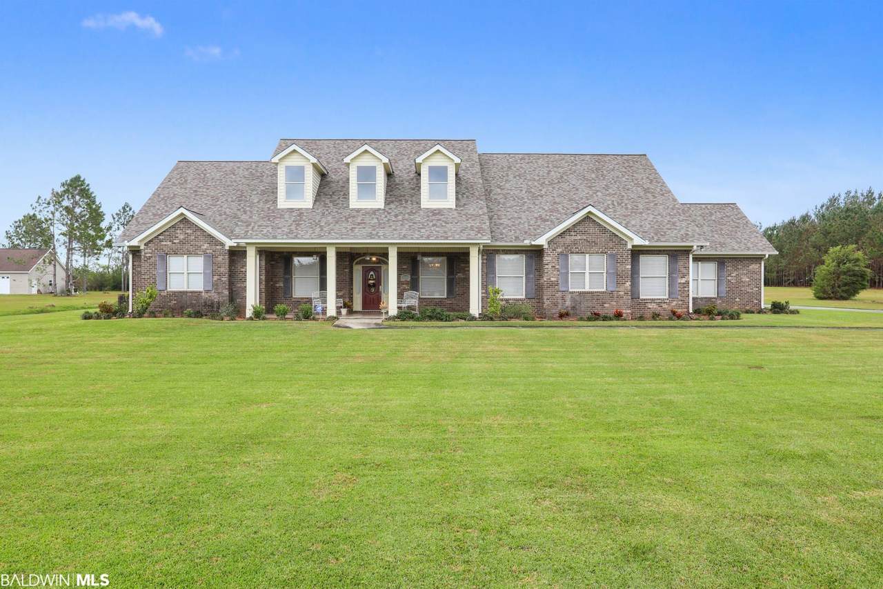 26082 Chatelaine Road - Photo 1