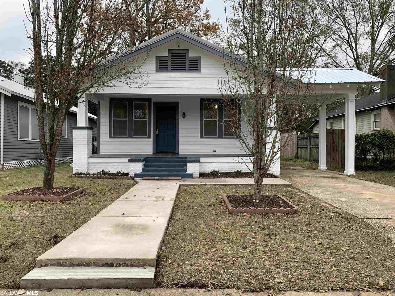 107 Macy Place - Photo 1