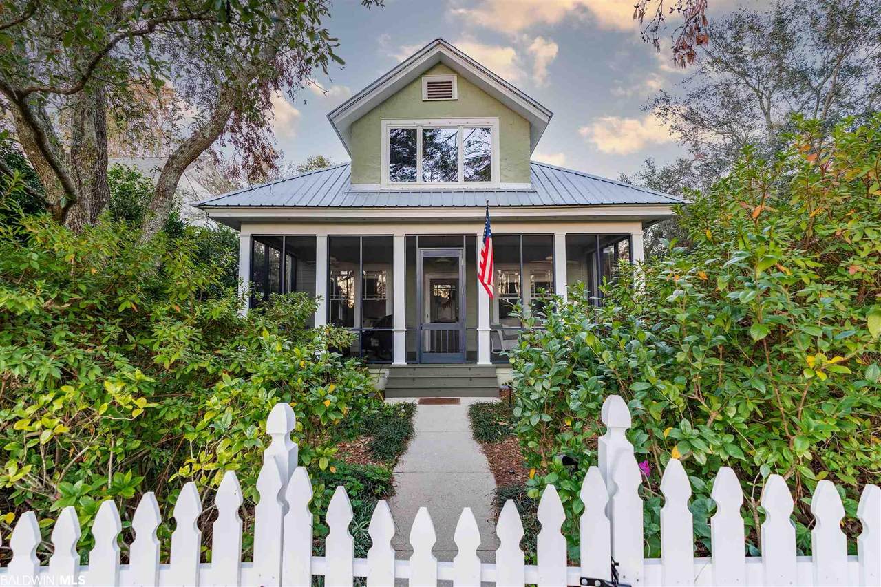 61 White Avenue - Photo 1
