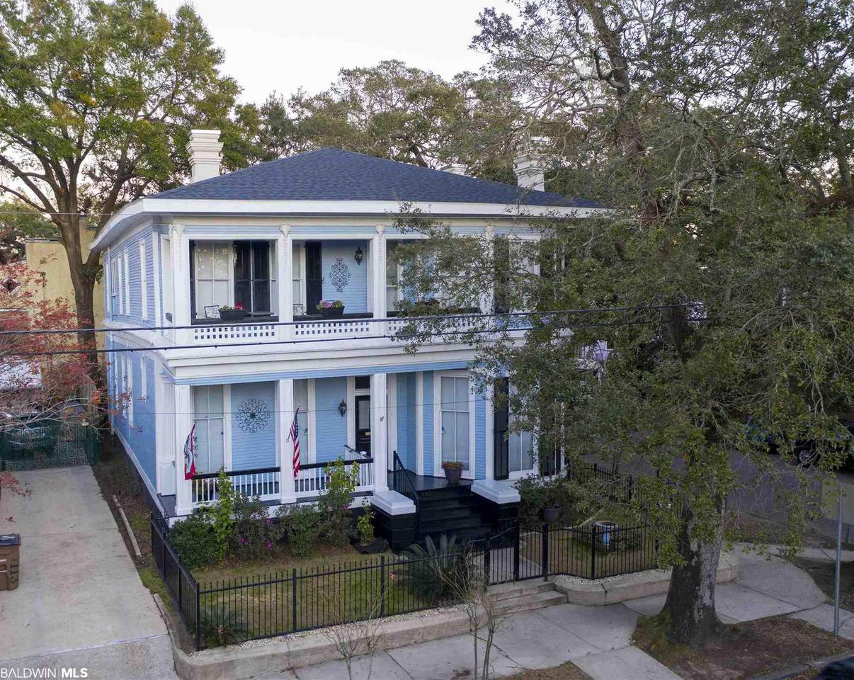 115 Dearborn Street - Photo 1