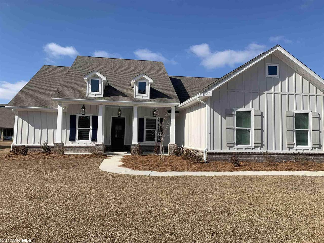 327 Nandina Loop - Photo 1