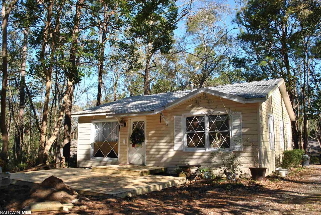 517 Grand Avenue - Photo 1