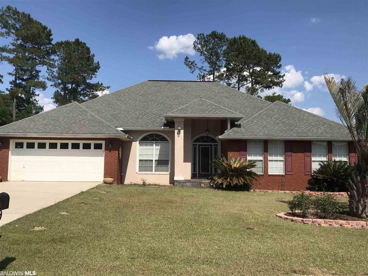 25208 Lakeland Drive - Photo 1