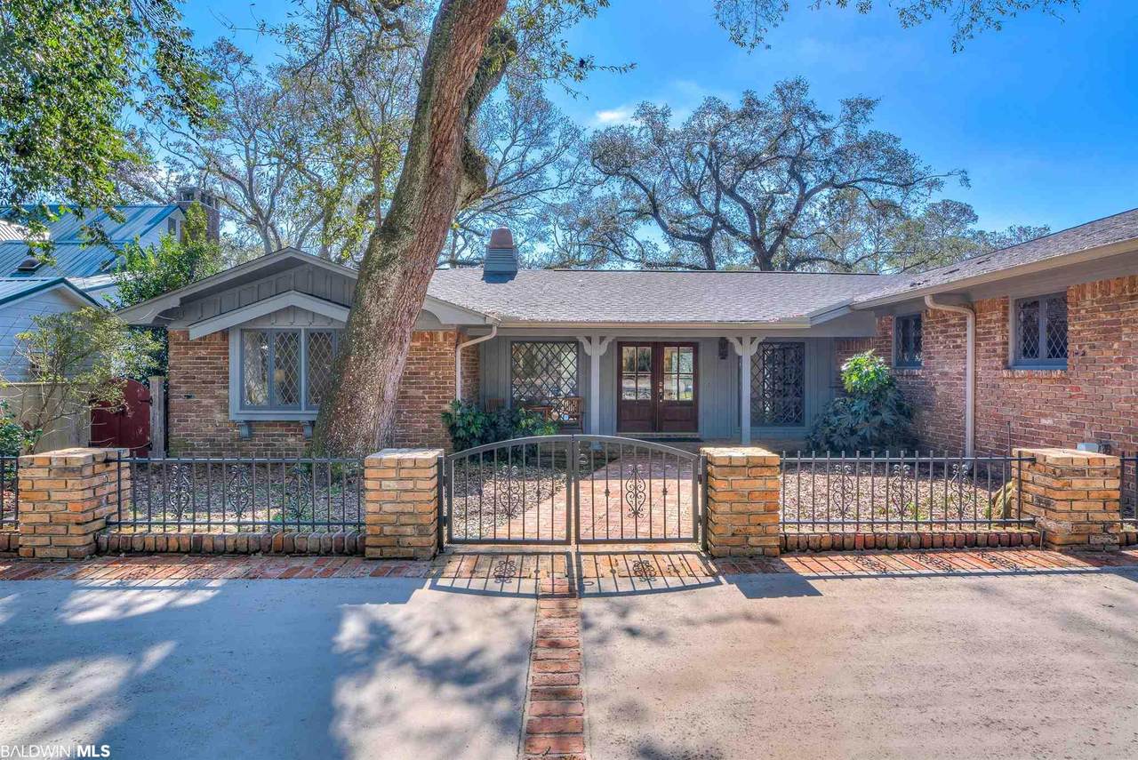 14620 Oak Street - Photo 1