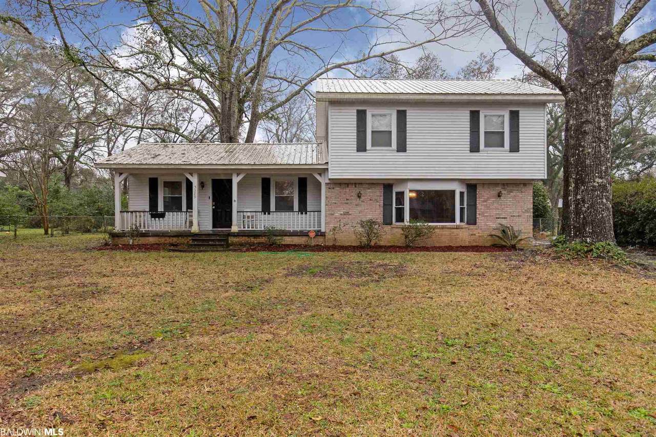 5329 Forest Oaks Drive - Photo 1