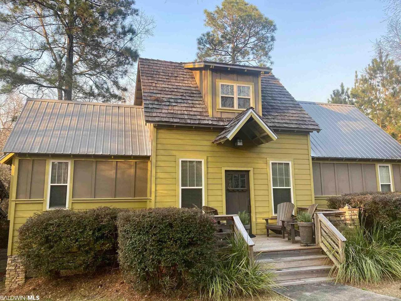 60 Fishing Village Circle - Photo 1