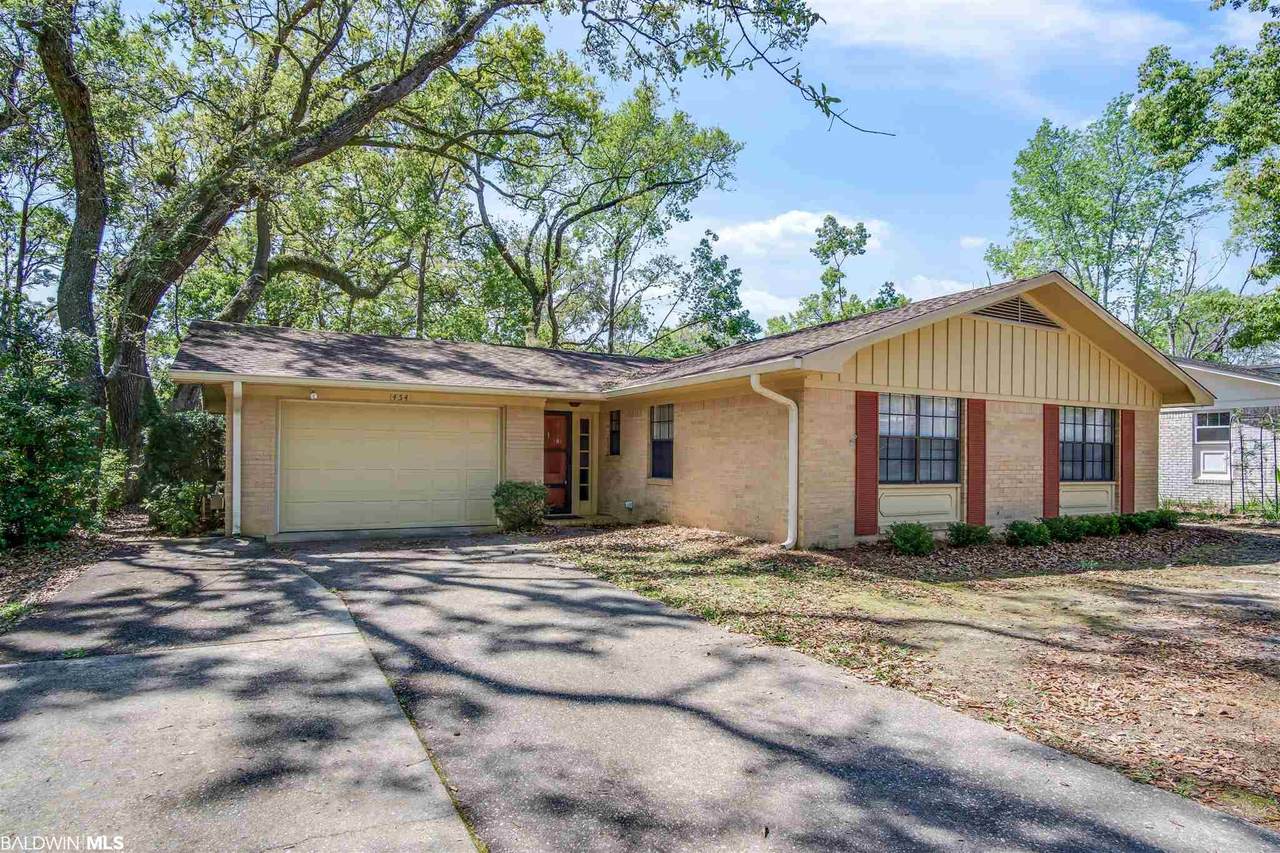 454 Cole Court - Photo 1