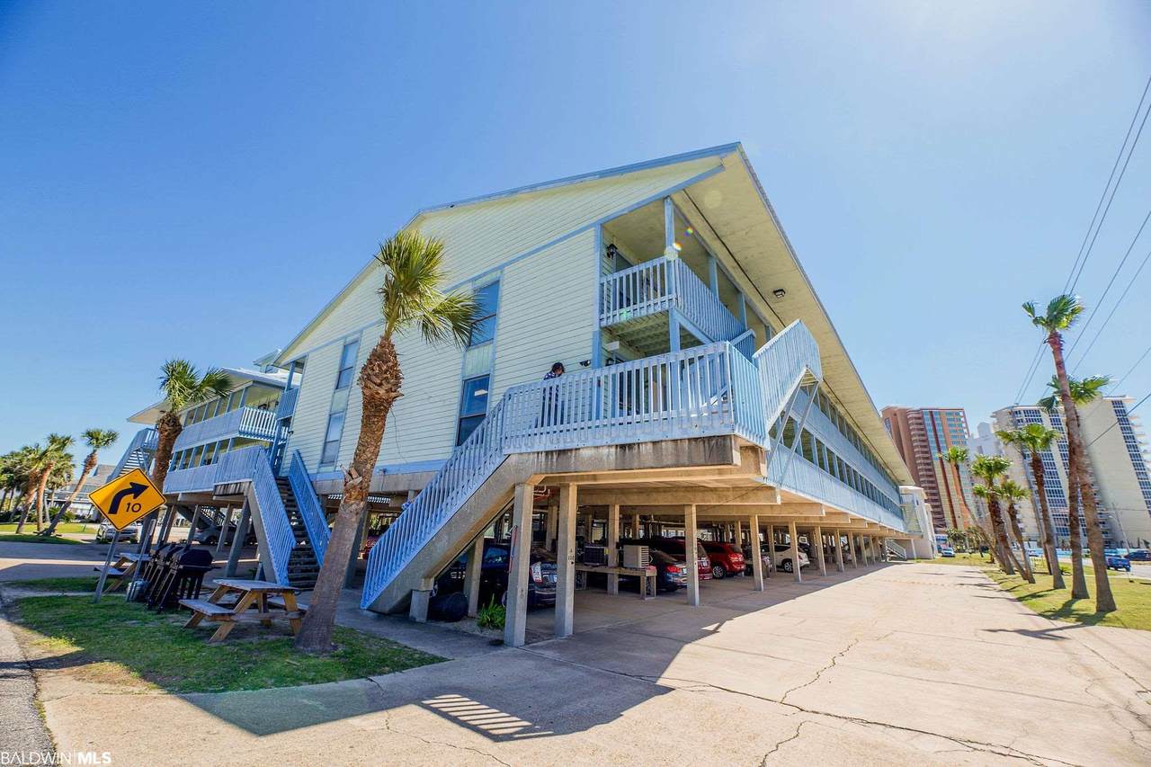 920 Lagoon Avenue - Photo 1