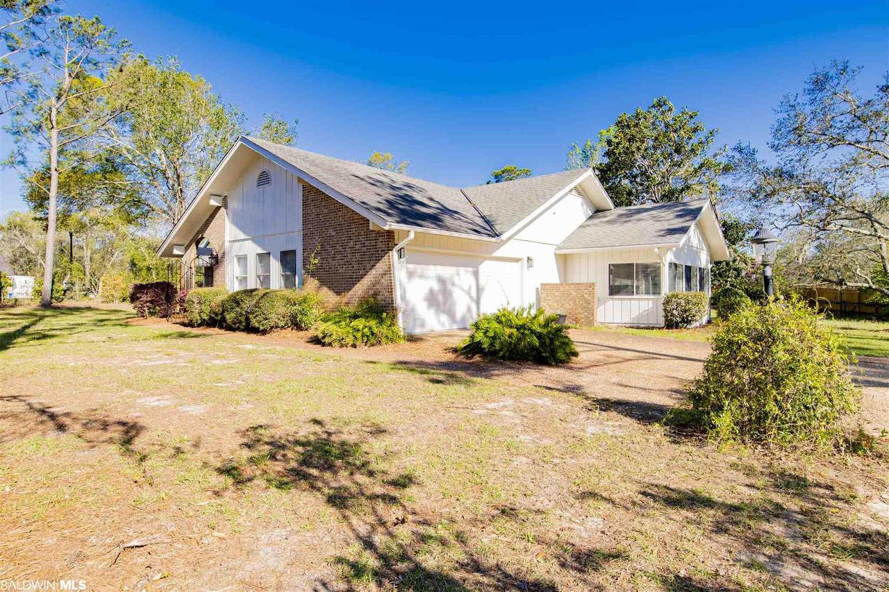 444 Hilltop Drive - Photo 1