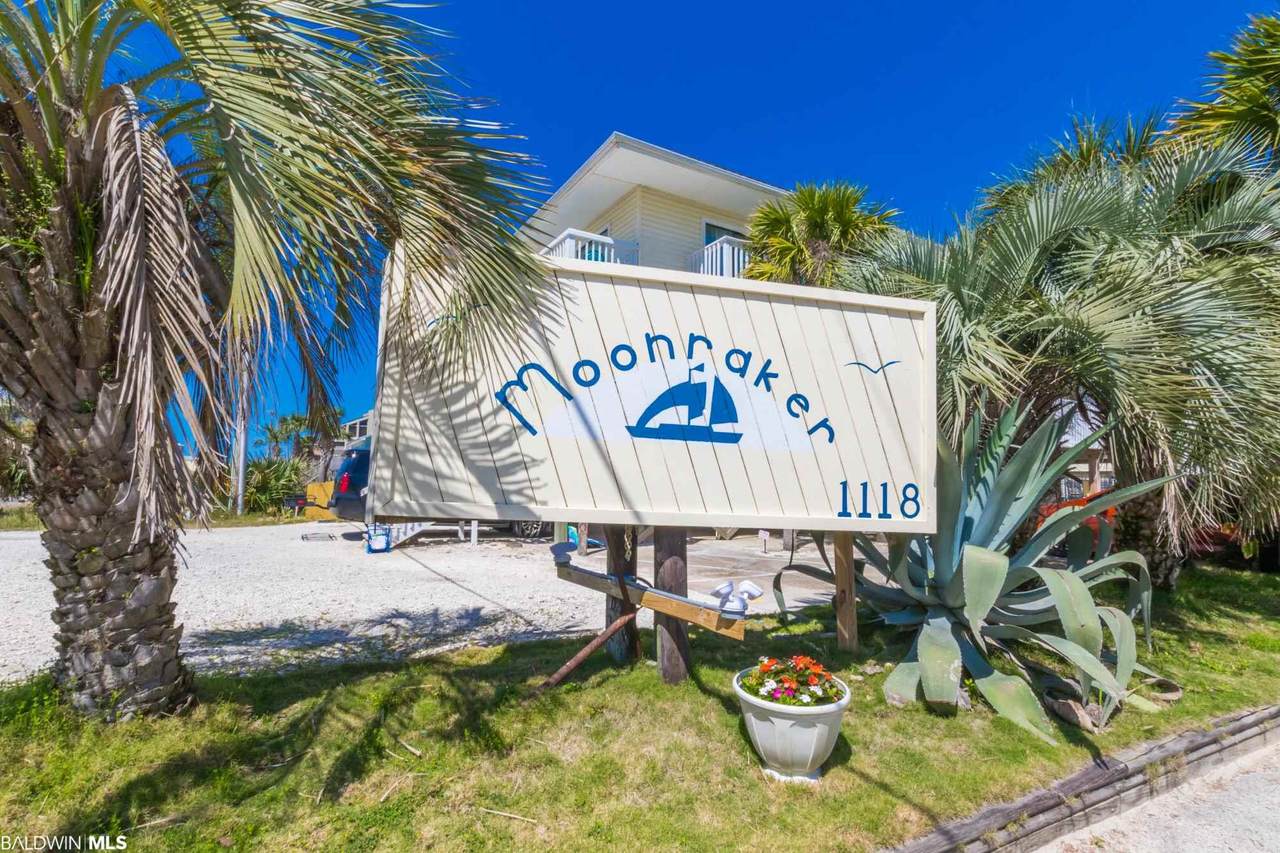 1118 Beach Blvd - Photo 1