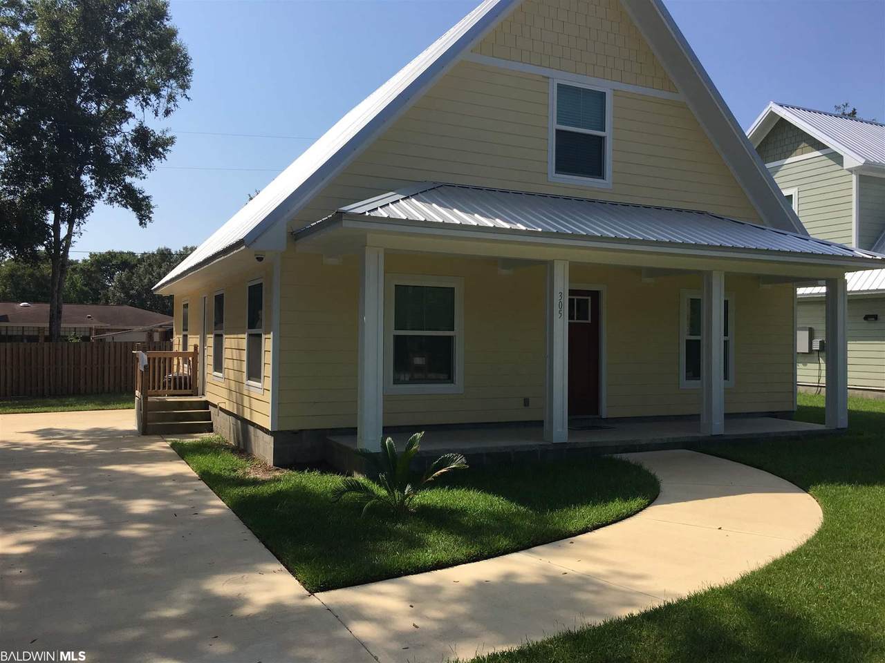 305 Ft Morgan Rd - Photo 1