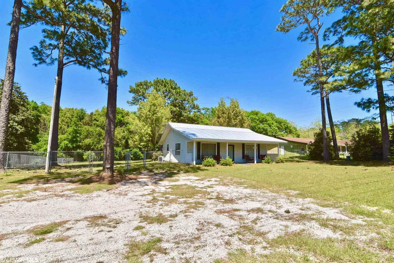 9105 Highway 98 - Photo 1