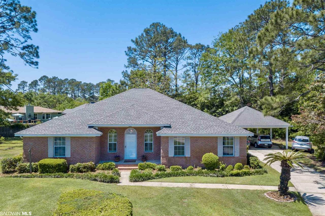 425 Camelia Circle - Photo 1