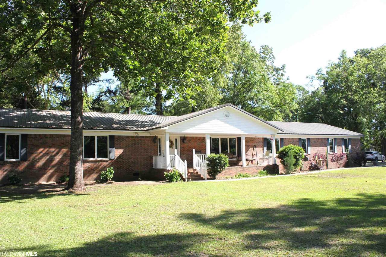 9398 Lakeview Rd - Photo 1