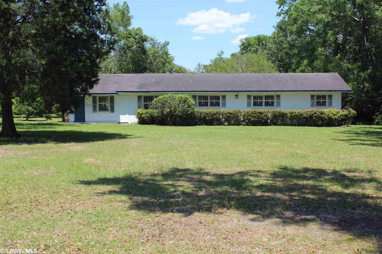5710 Antoine Road - Photo 1
