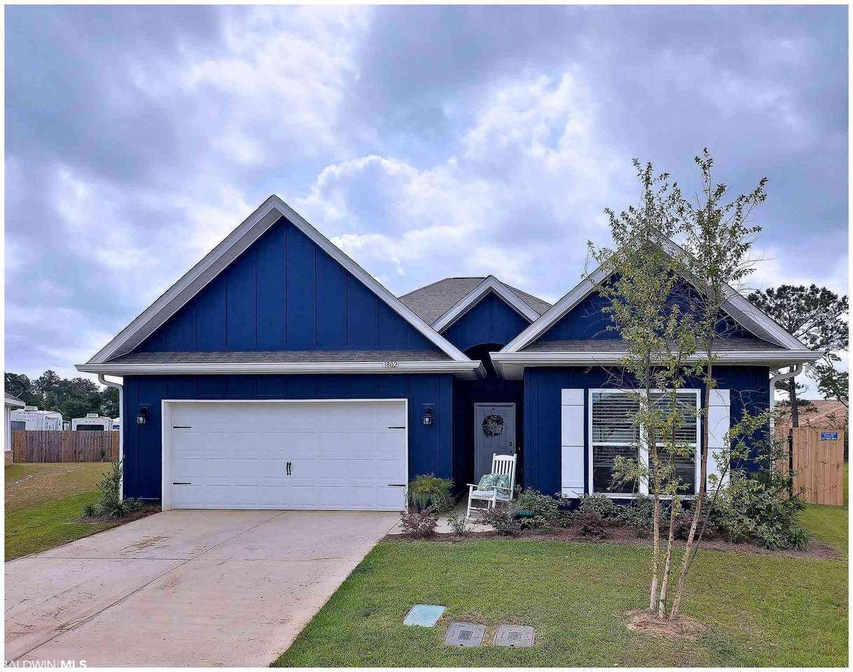 3802 Borman Loop - Photo 1