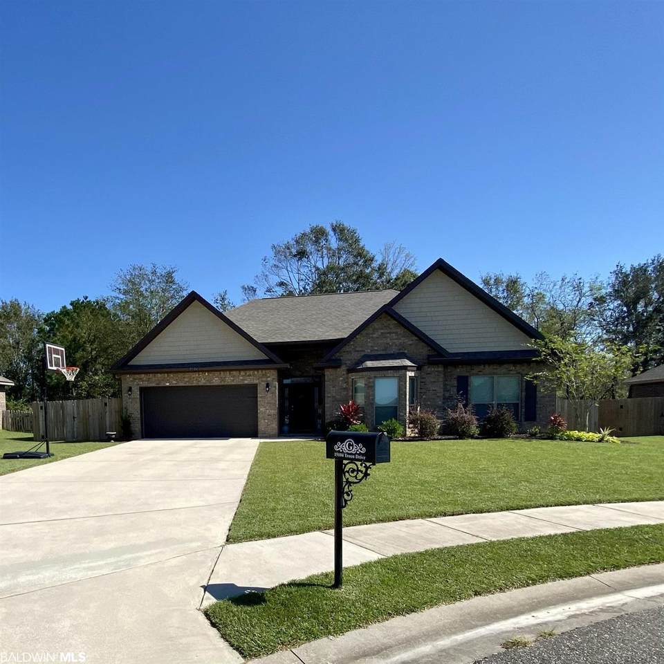 15104 Troon Drive - Photo 1