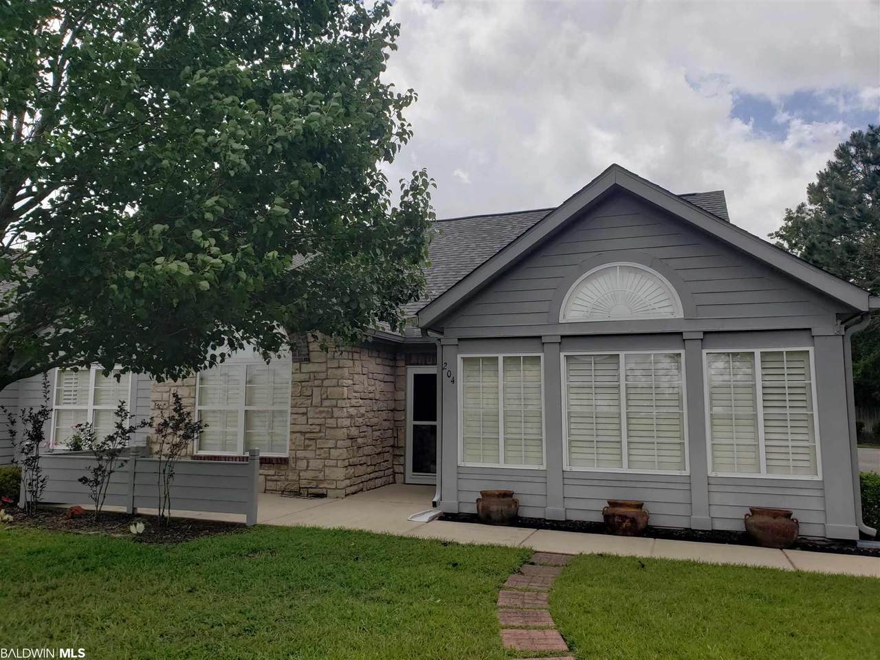 204 Wyld Palms Drive - Photo 1