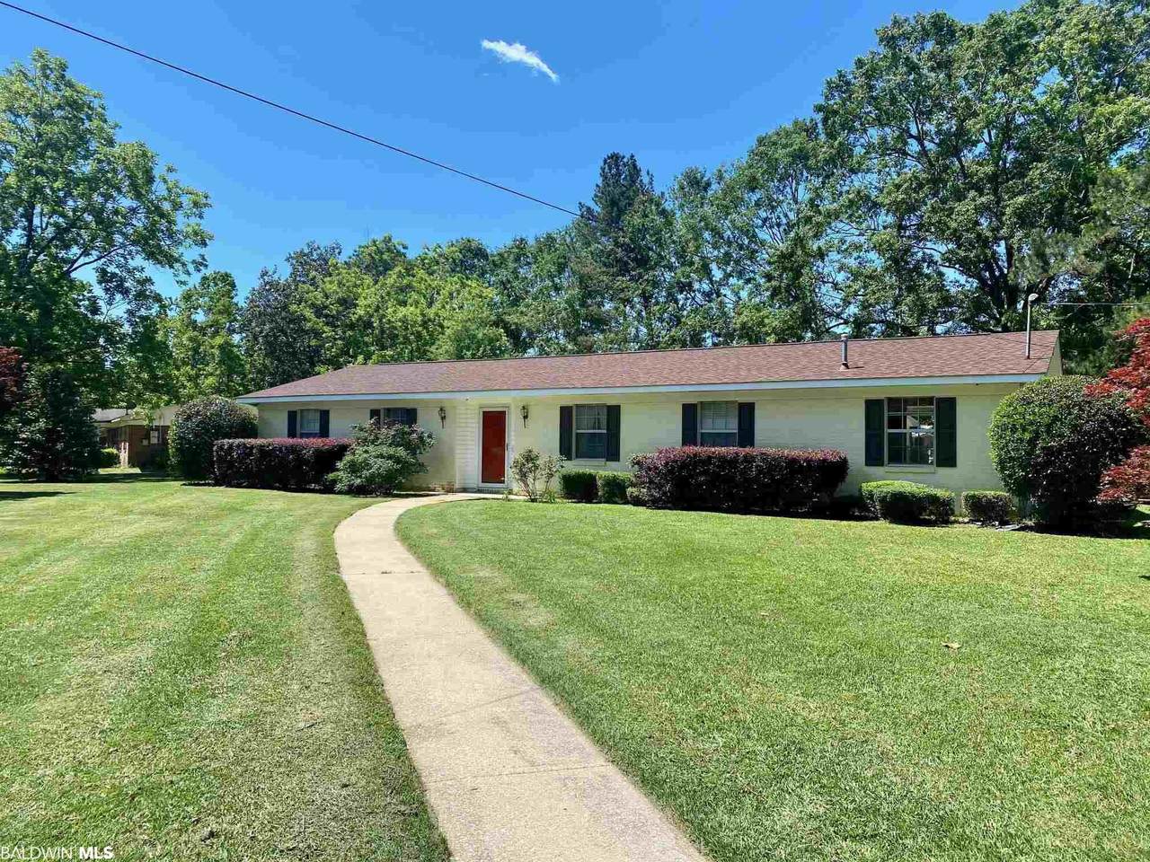 111 Avalon Ave - Photo 1