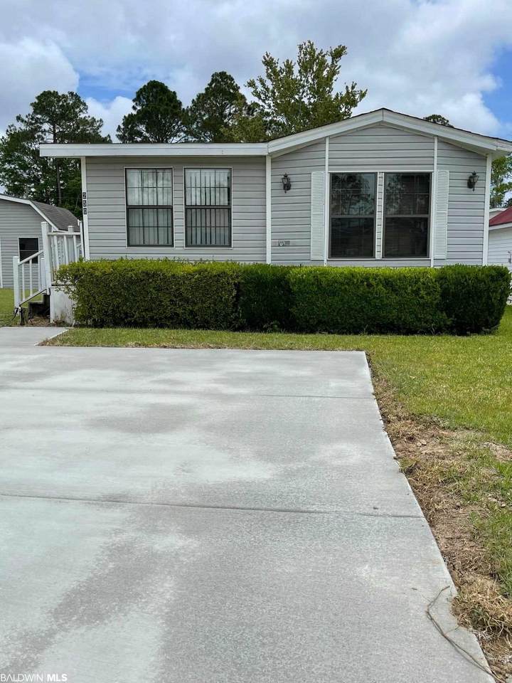 250 Defuniak Circle - Photo 1
