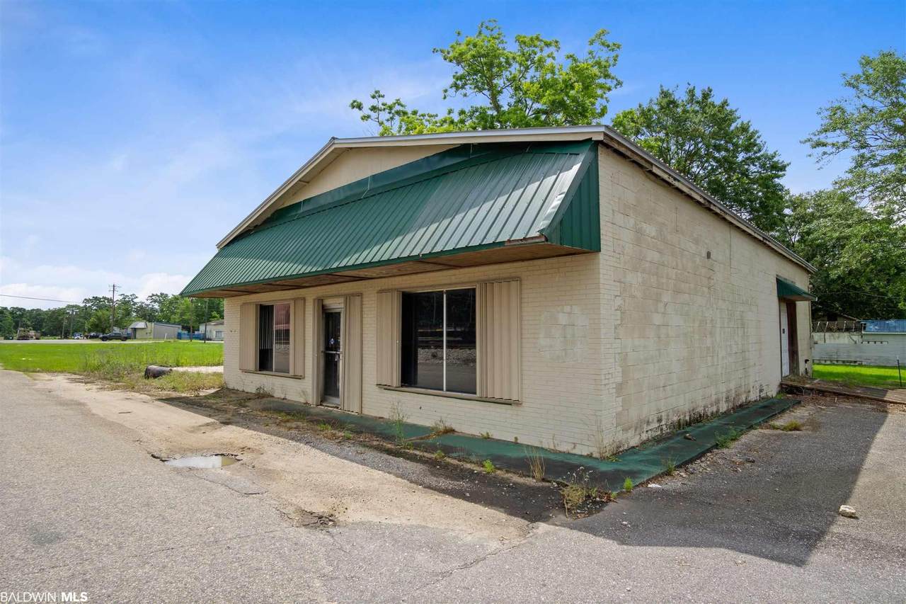 102 Railroad Street - Photo 1