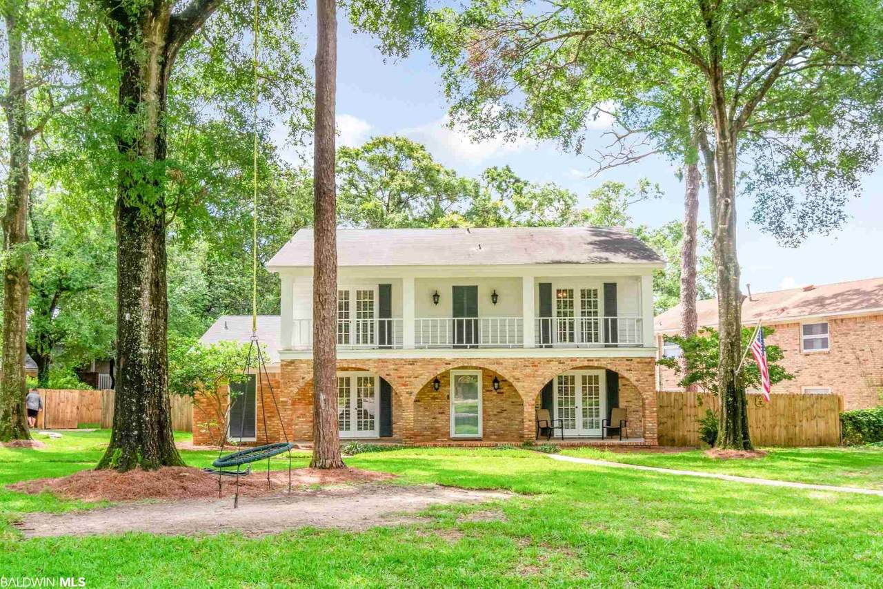 901 Regents Drive - Photo 1