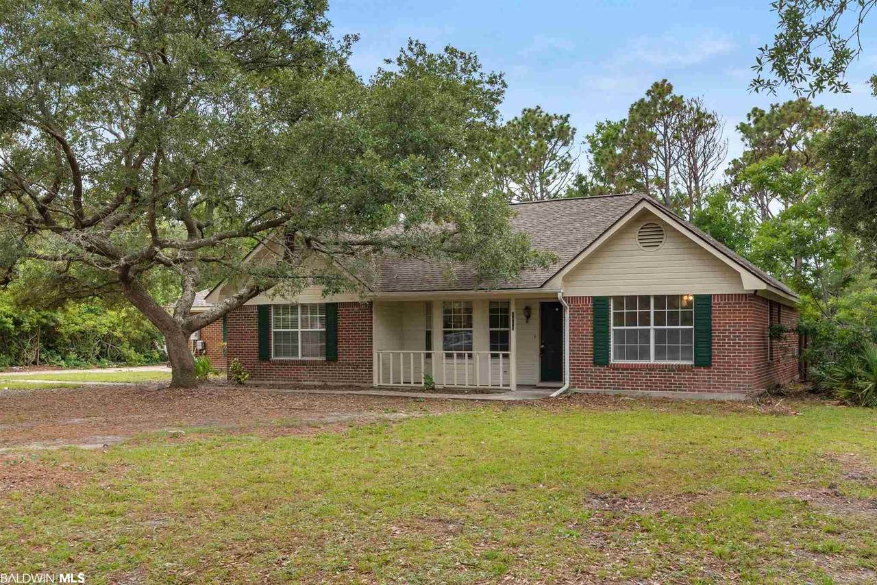 1413 Briarwood Drive - Photo 1