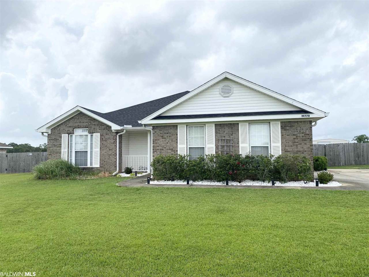 19770 O'grady Avenue - Photo 1