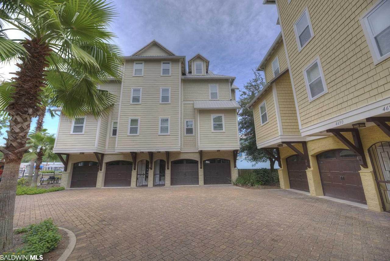 4712 Grander Ct - Photo 1