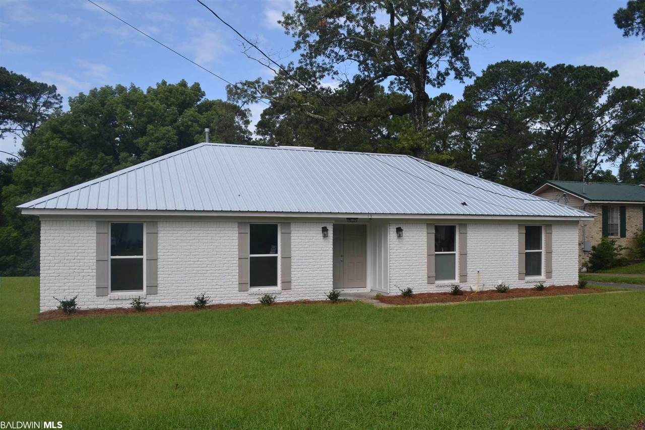 12 Lee Circle - Photo 1