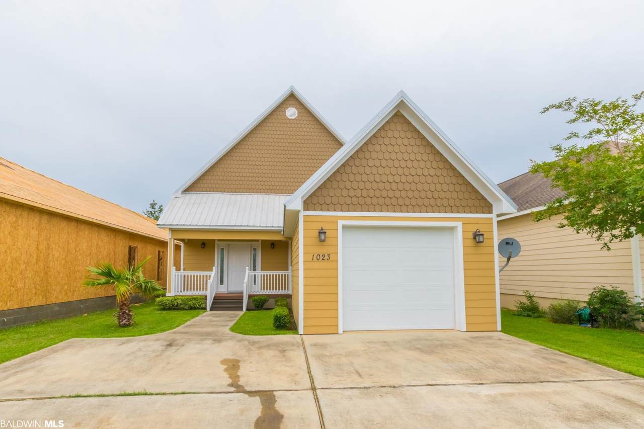 1023 Sunnybell Ln - Photo 1