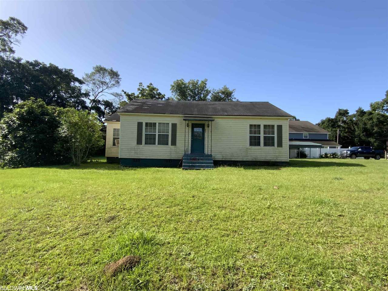 602 2nd Street - Photo 1