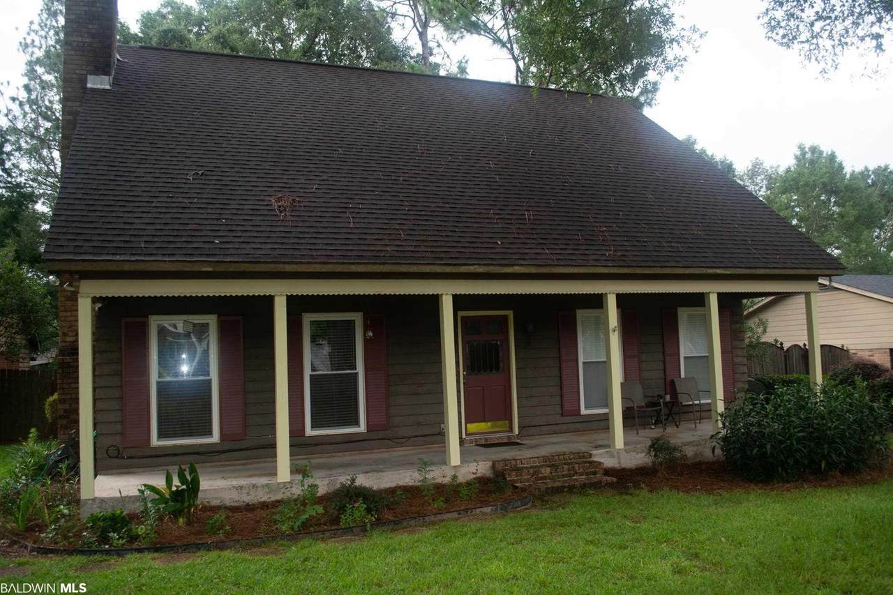 105 Charlotte Court - Photo 1