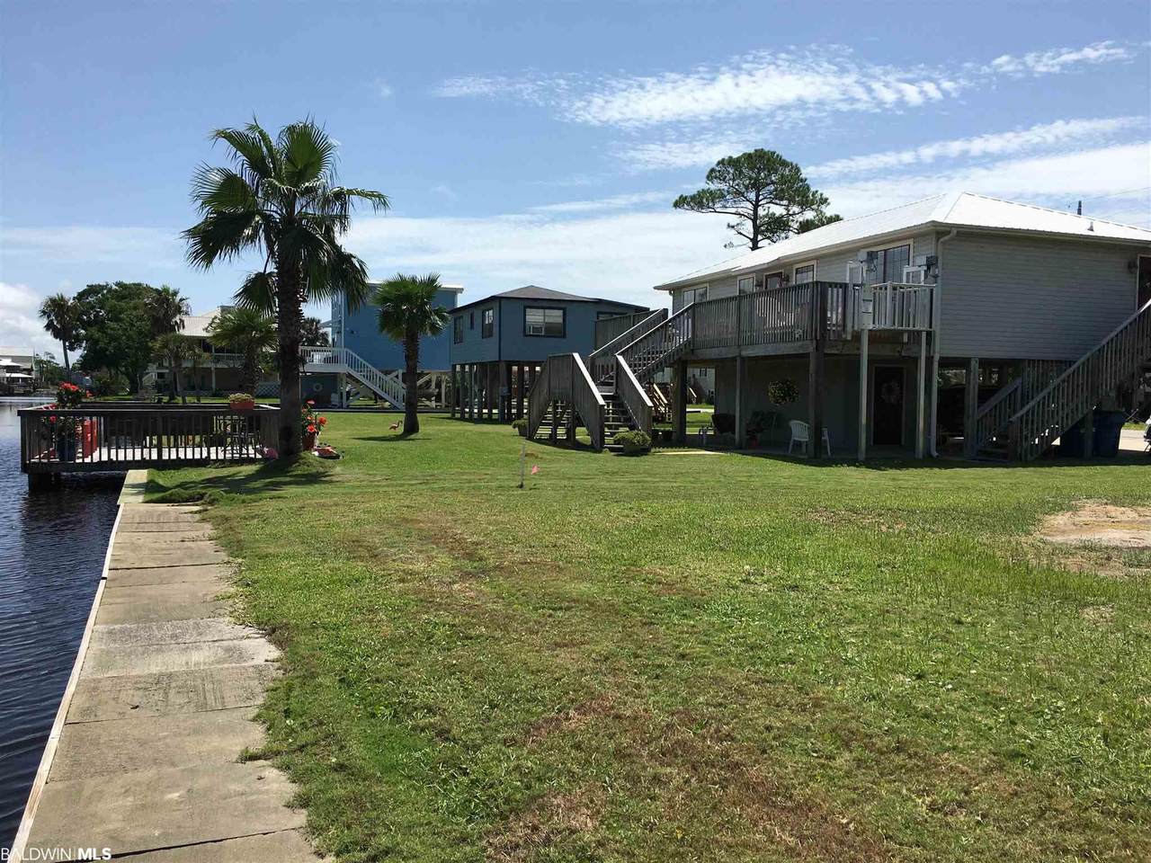 208 4th Avenue - Photo 1
