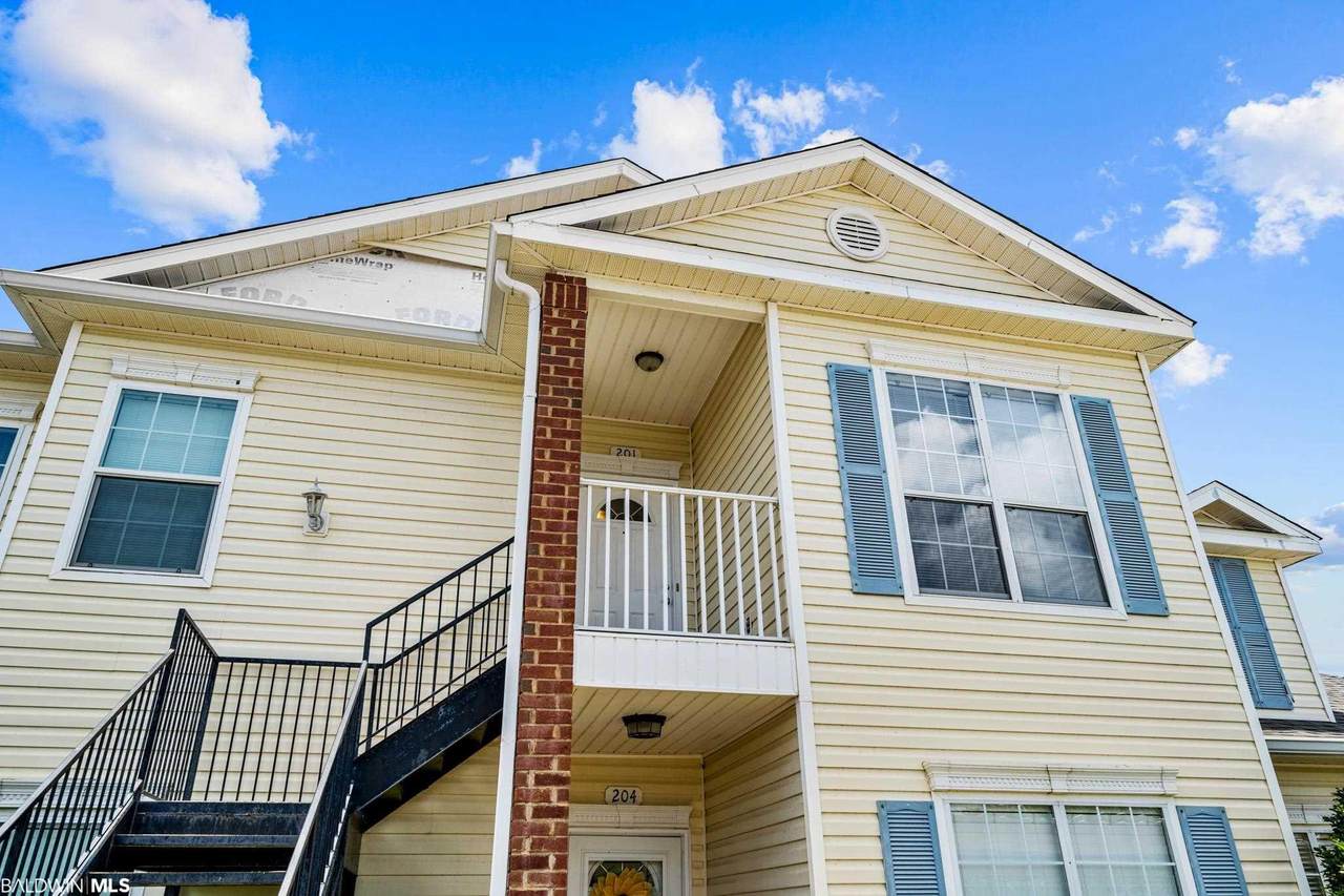 2651 Juniper St - Photo 1