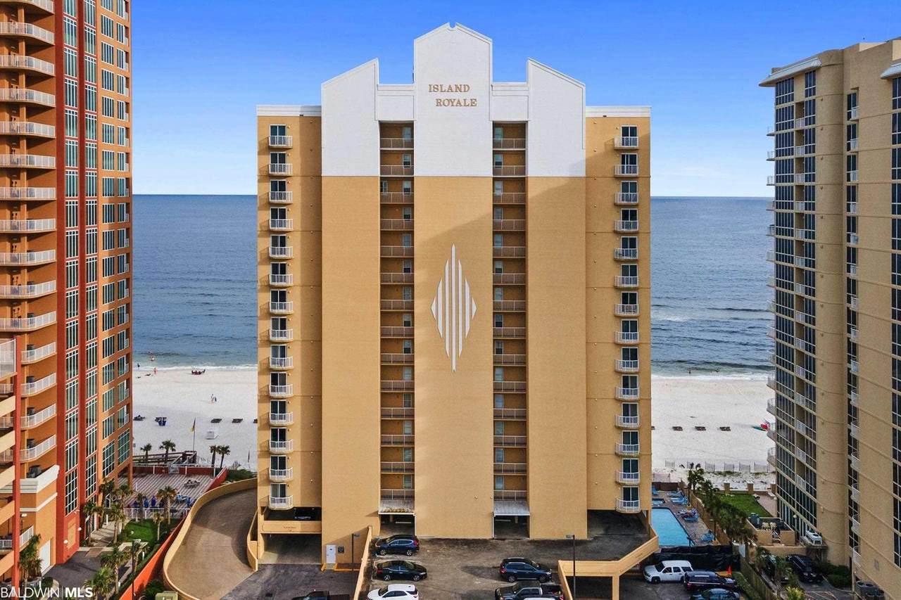 809 Beach Blvd - Photo 1