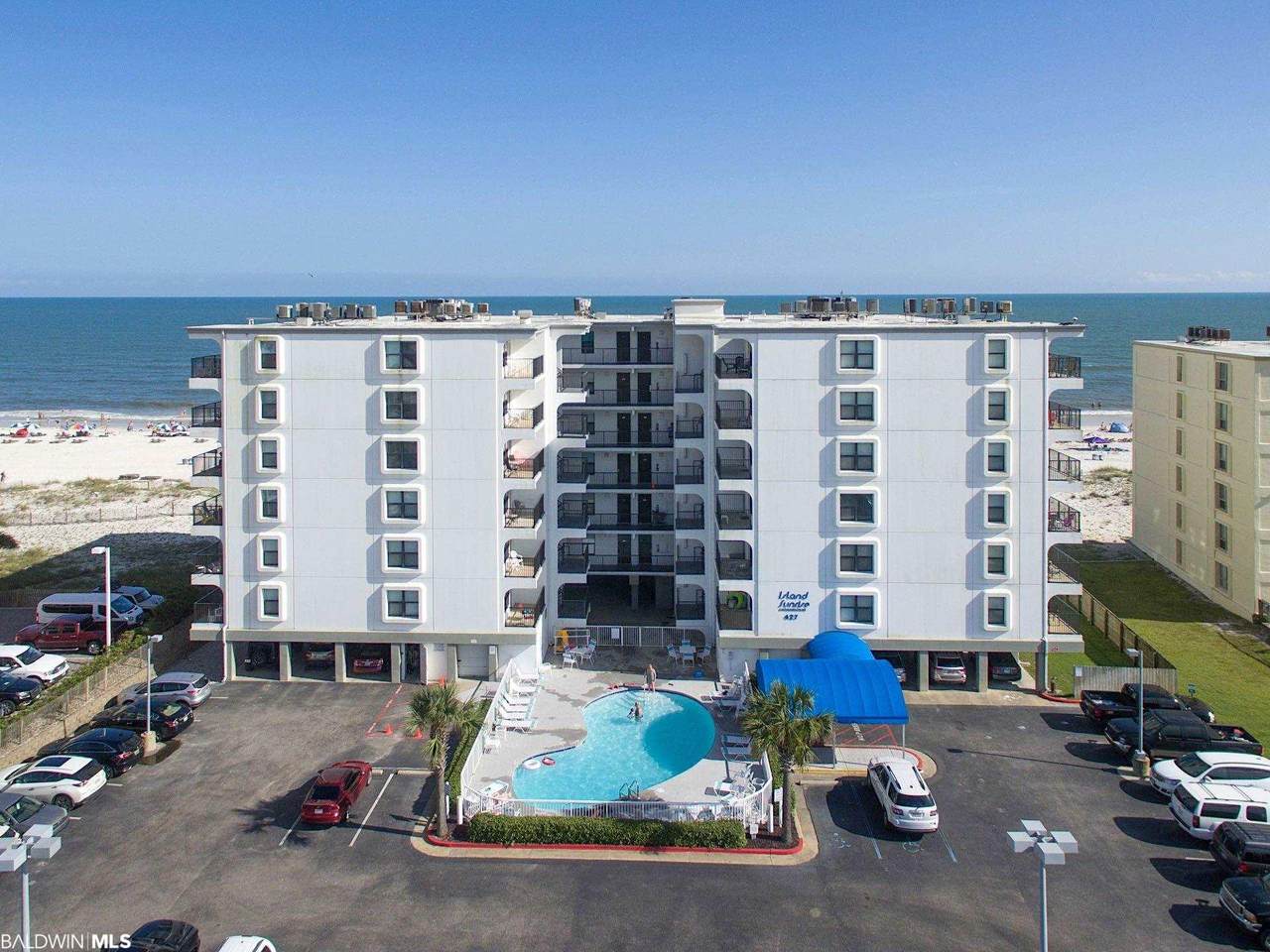 427 Beach Blvd - Photo 1